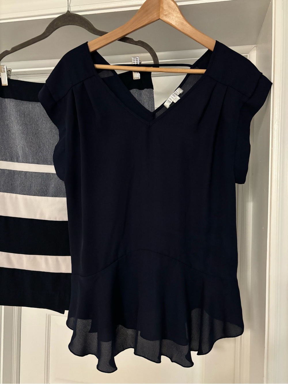Spense | Navy Blue Peplum Top (M) - Picture 2 of 10